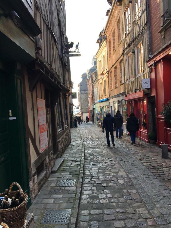 Appartamento Sous Les Toits D'Honfleur Esterno foto