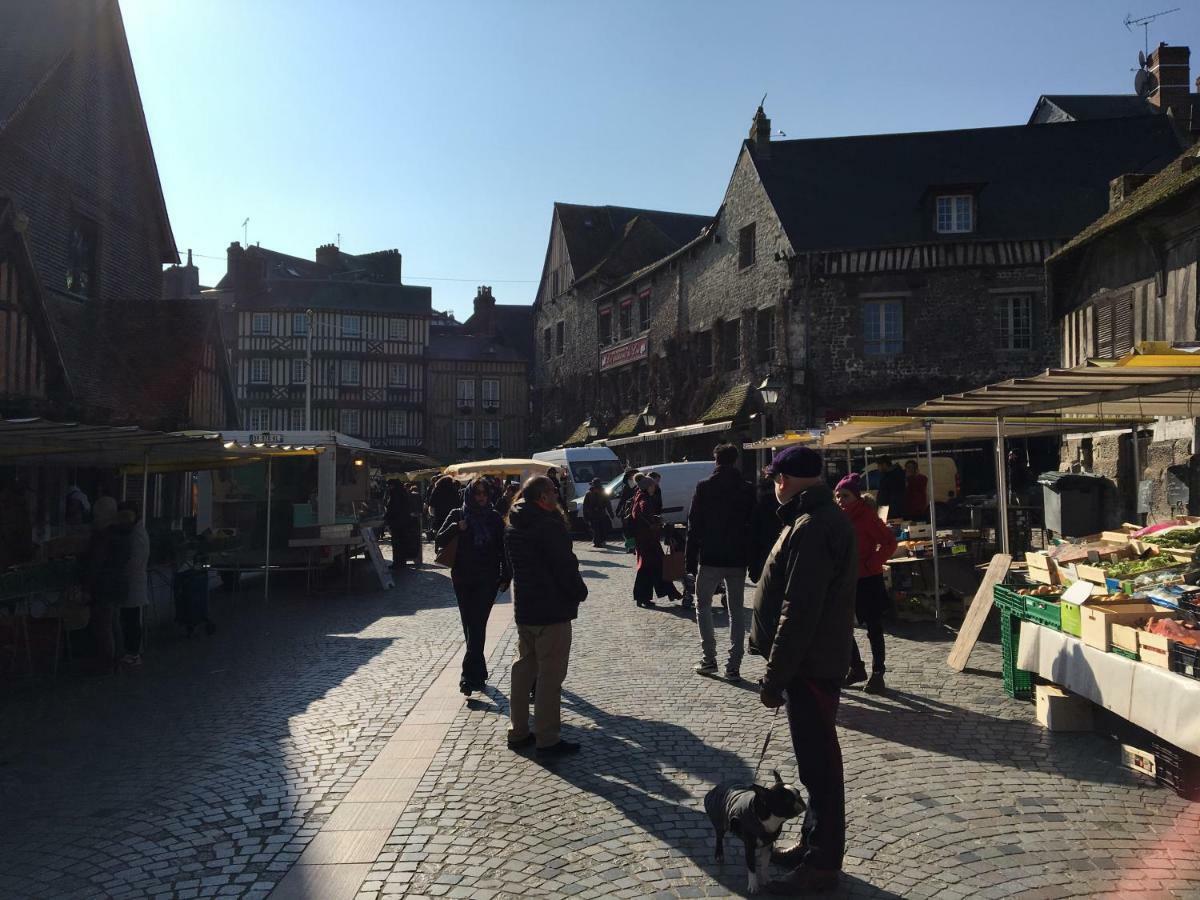 Appartamento Sous Les Toits D'Honfleur Esterno foto